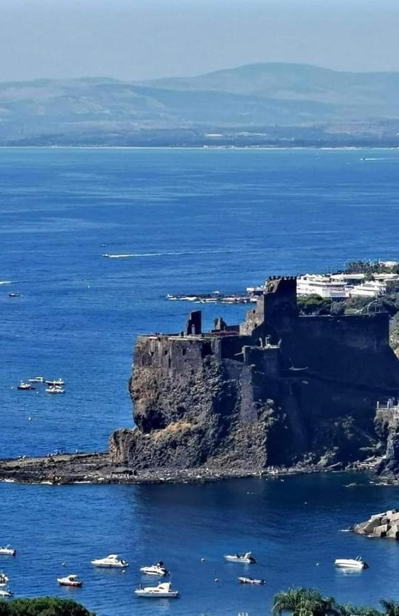 L'Isola E I Faraglioni House Appartement Aci Trezza Buitenkant foto